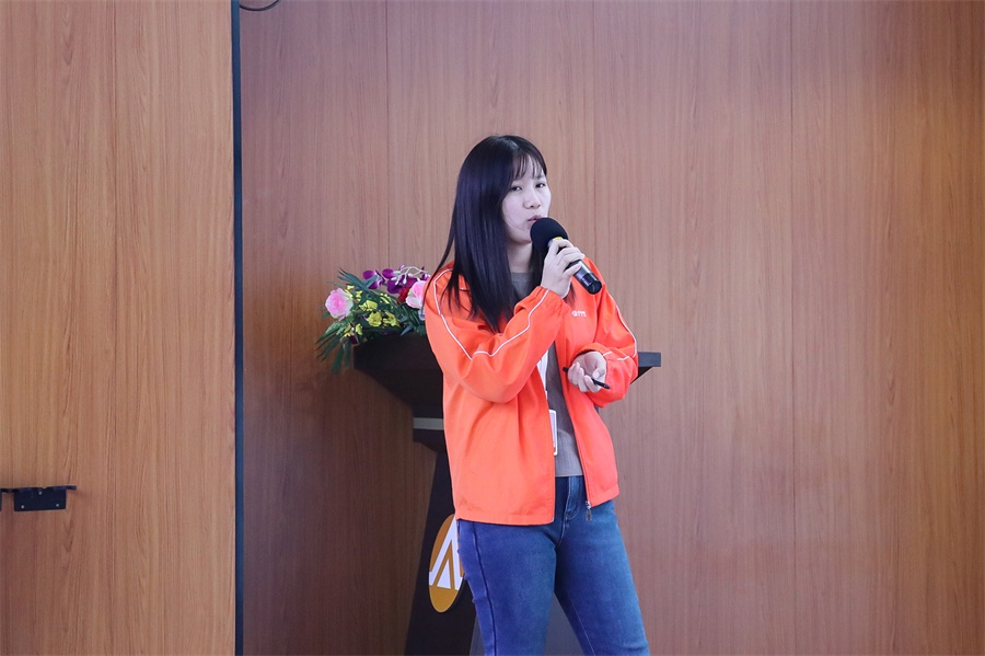 初心不渝，奮楫前行——艾禮安舉辦2021年度總結(jié)暨表彰大會(huì)