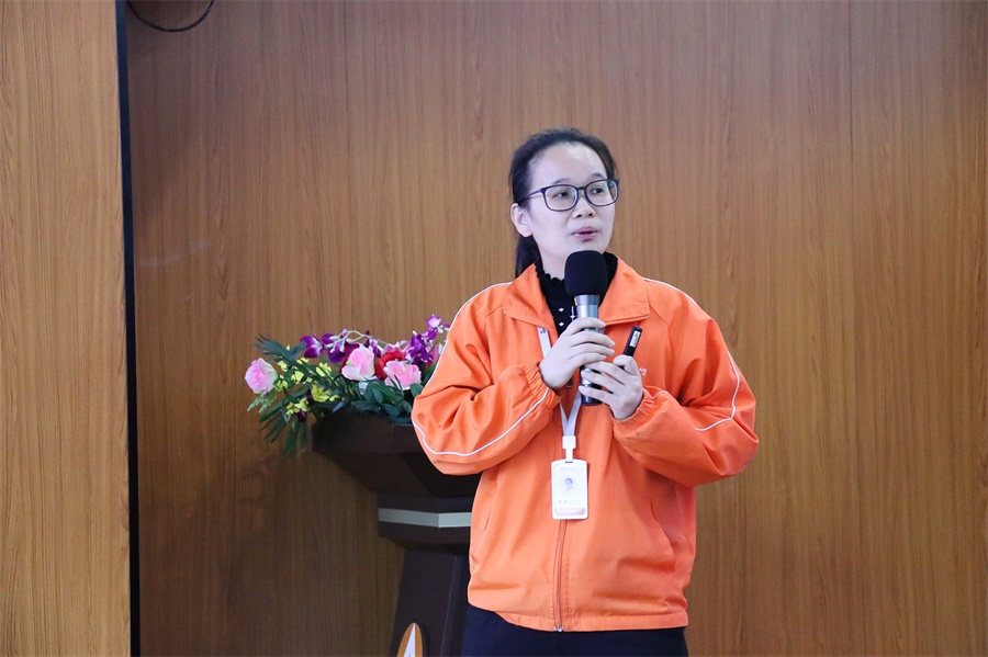初心不渝，奮楫前行——艾禮安舉辦2021年度總結(jié)暨表彰大會(huì)